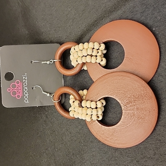 paparazzi Jewelry - Copy - WOODEN Earrings